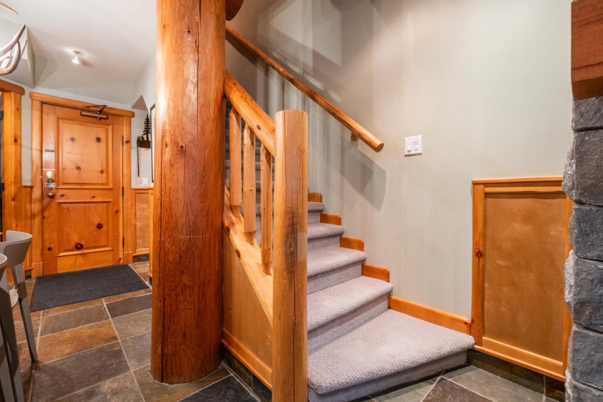 Villa Rainbow By Outpost Whistler Exterior foto
